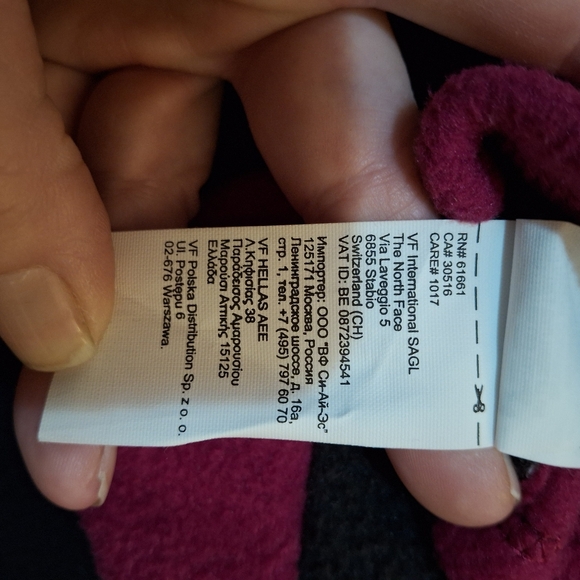 The North Face Women's Denali Etip Gloves. - Picture 12 of 15